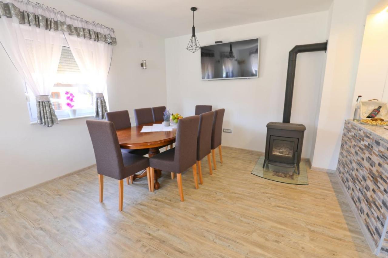 Apartman Teo &Tena Otočac المظهر الخارجي الصورة